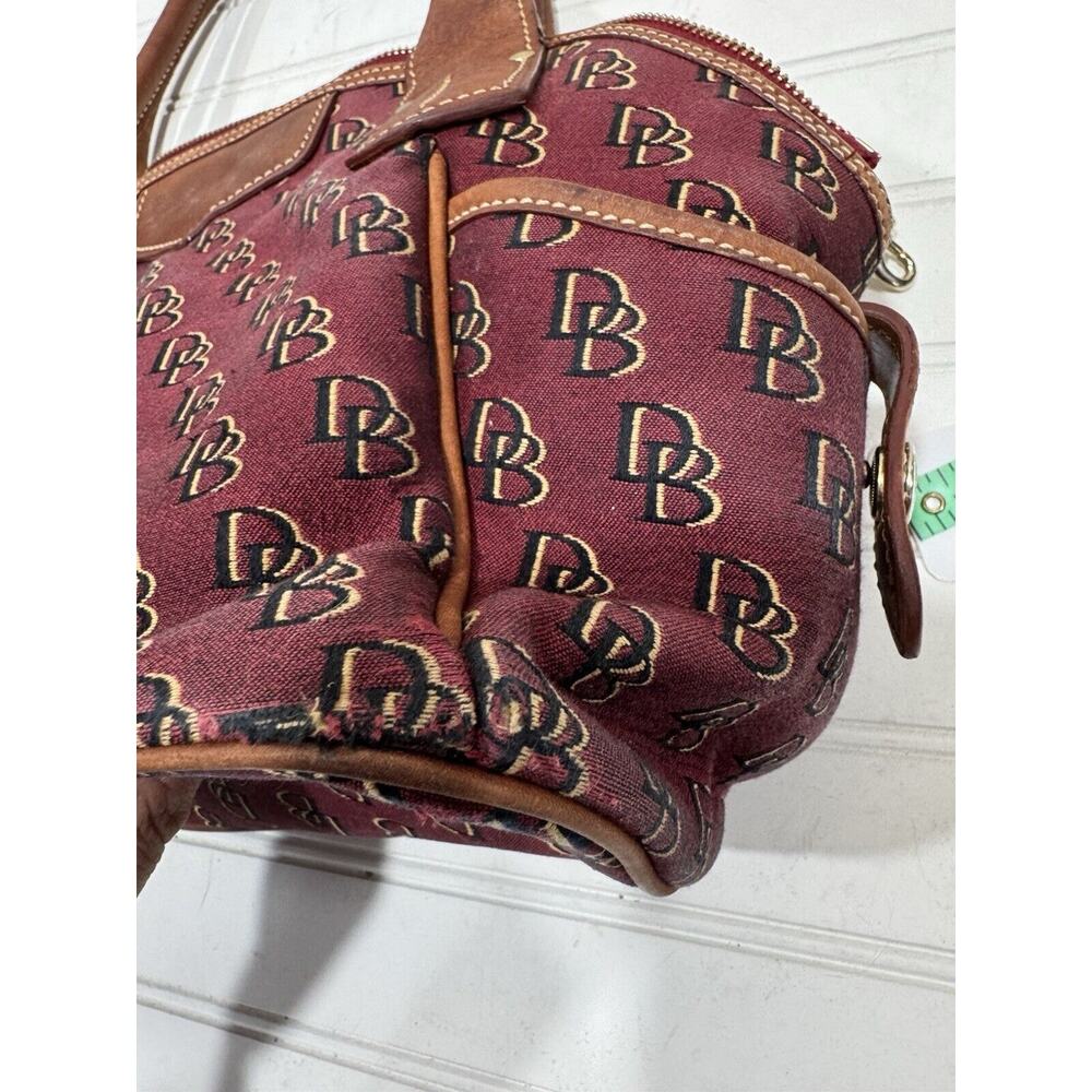 Authentic Dooney & Bourke Women's Red Gold Luxury Shoulder Bag - Picture 10 of 13